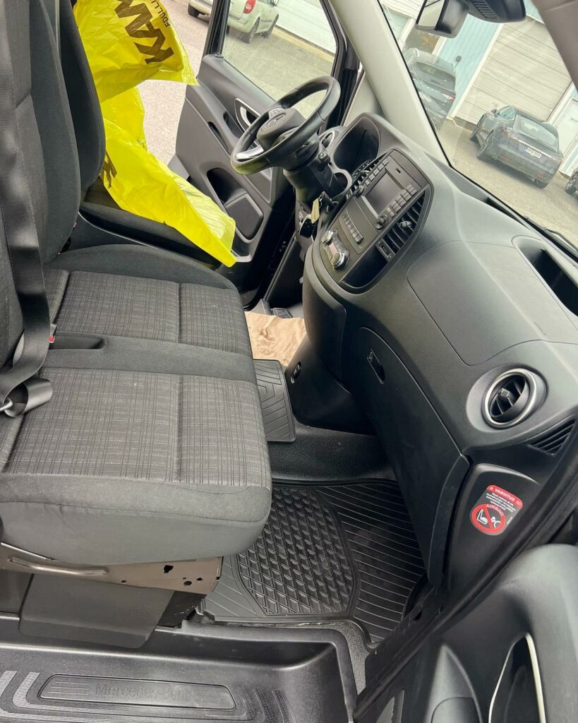 pakettiauto jälkeen 2
